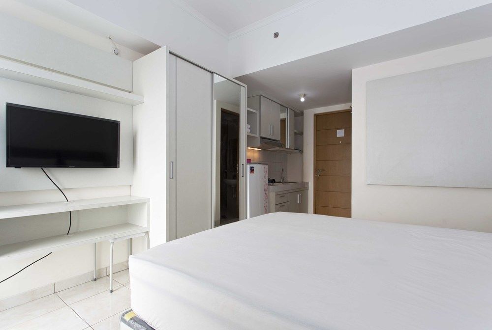 Reddoorz Apartment @ Margonda Residence Депок Екстериор снимка