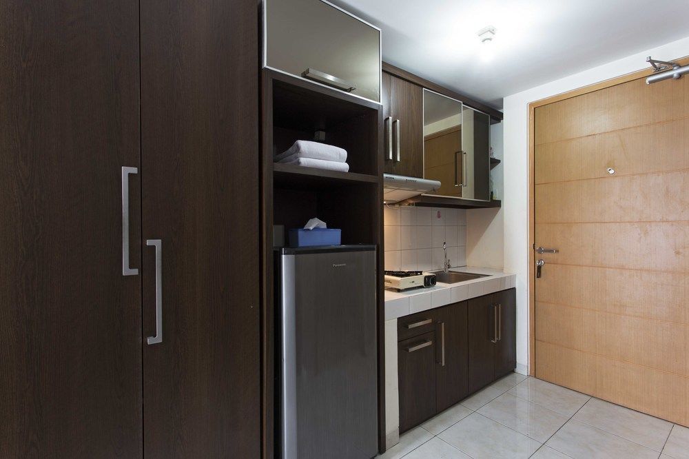 Reddoorz Apartment @ Margonda Residence Депок Екстериор снимка