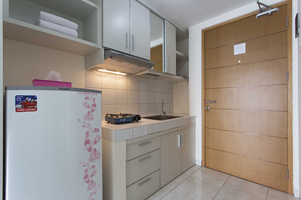 Reddoorz Apartment @ Margonda Residence Депок Екстериор снимка