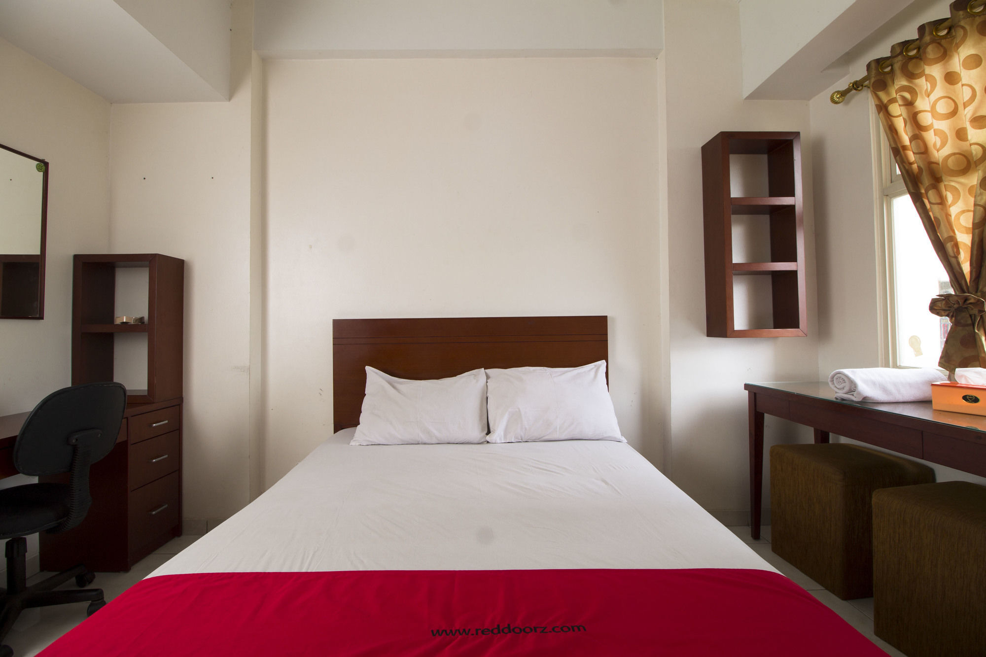 Reddoorz Apartment @ Margonda Residence Депок Екстериор снимка