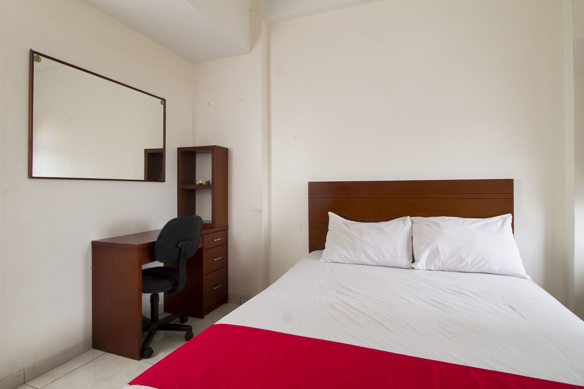 Reddoorz Apartment @ Margonda Residence Депок Екстериор снимка